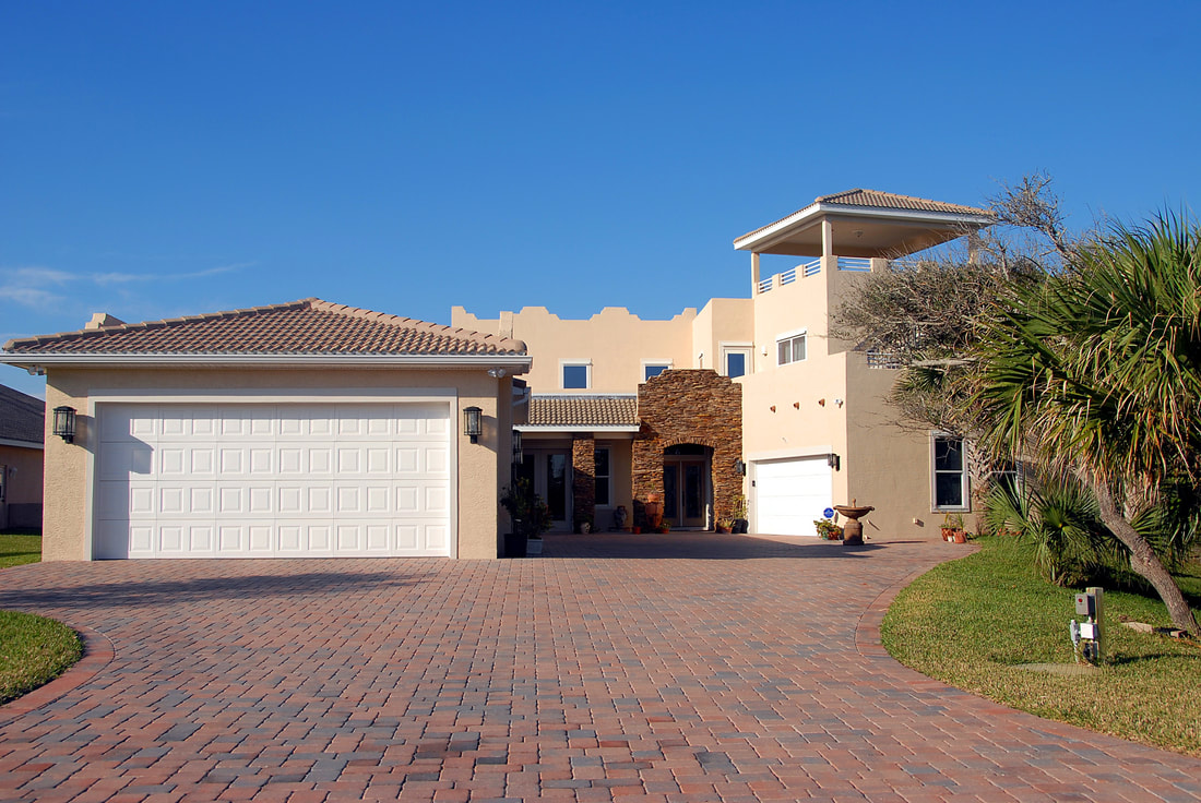 driveway pavers at a home in Boca Raton, FL
